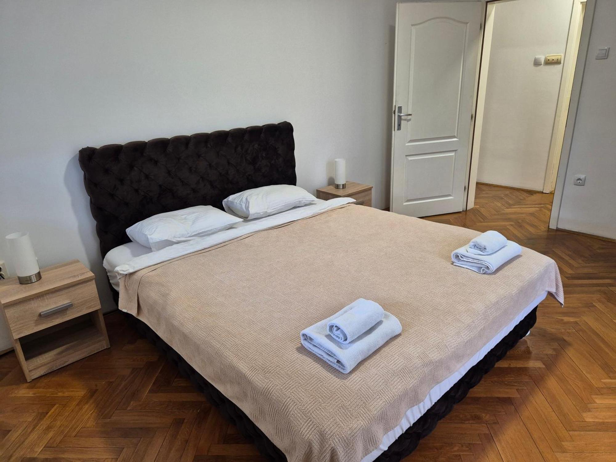 Apartmani Jasmin Novi Sad Exterior foto
