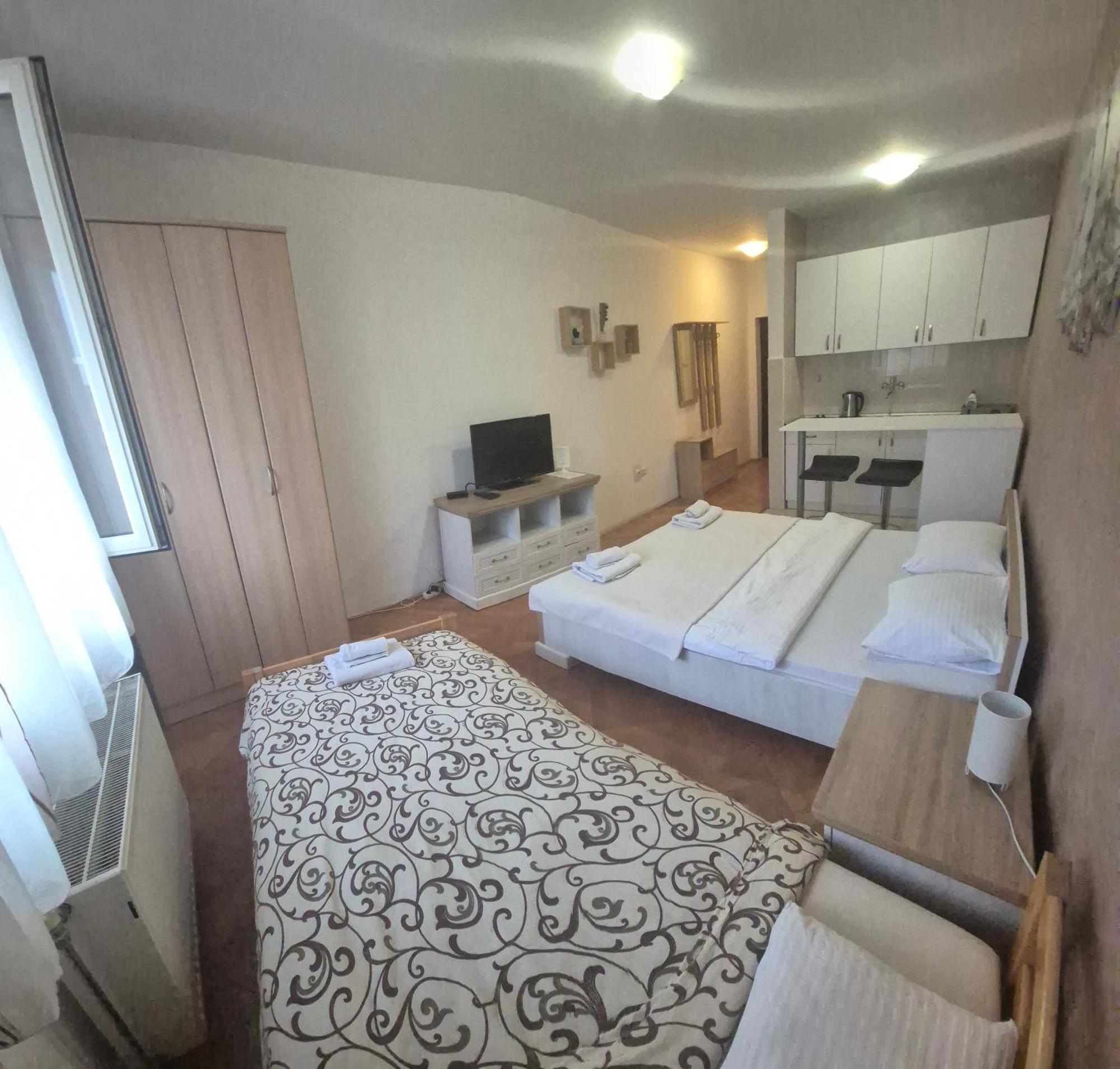 Apartmani Jasmin Novi Sad Exterior foto